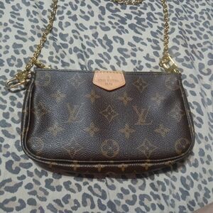 Louis Vuitton Monogram Clutch with Gold Chain
